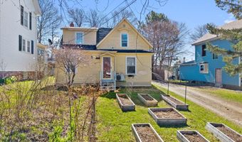 60 6th St, Bangor, ME 04401