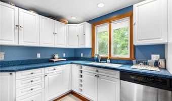 154 Alder Rd, Charlestown, RI 02813