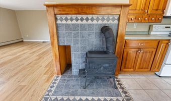 222 Ward Rd, Augusta, ME 04330