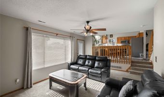 1215 7th Ave SE, Altoona, IA 50009