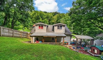 173 Market St, Aurora, IN 47001