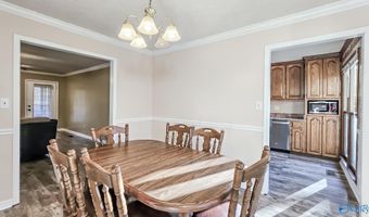 9206 Barker Rd, Athens, AL 35614