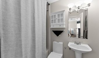 250 W Broad St 205, Athens, GA 30601