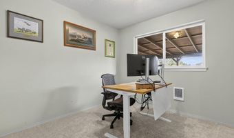 10418 Champoeg Rd NE, Aurora, OR 97002