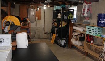 1802 10th Pl NE, Austin, MN 55912