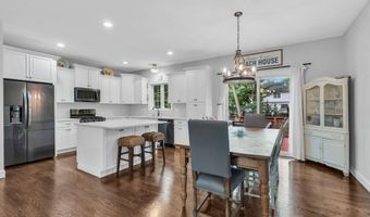 127 Oakland Ave, Atlantic Highlands, NJ 07716