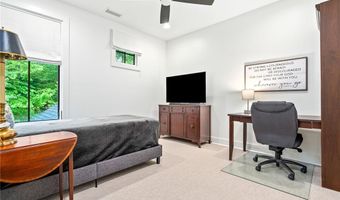 900 DAKOTA Dr, Auburn, AL 36830