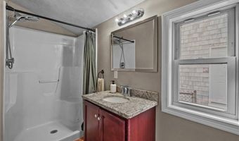 754 High St, Cumberland, RI 02864