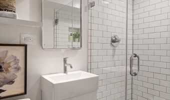 2713 ALBEMARLE Dr, Alexandria, VA 22303