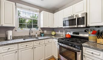 45050 BRAE Ter 101, Ashburn, VA 20147