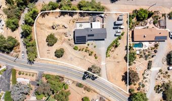 2855 N Victoria Dr, Alpine, CA 91901