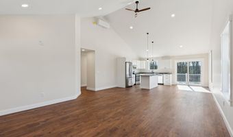 1540 Foxes Ridge Rd, Acton, ME 04001