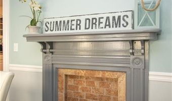 26 Carey St, Newport, RI 02840