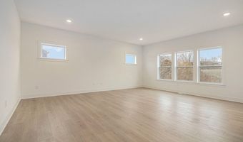 7946 Snow View Dr SE, Alto, MI 49302