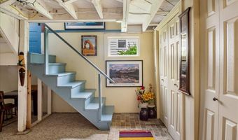25 University Ter, Burlington, VT 05401