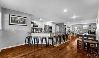 762 Old McLeod Bridge Rd, Adrian, GA 31002