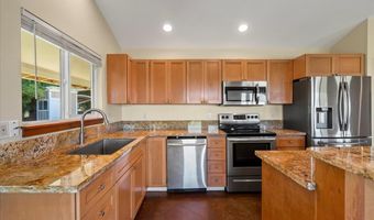57 Awalau Rd B, Haiku, HI 96708