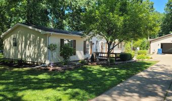 140 Lane 120 Lime Lake Ln, Angola, IN 46703