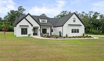 11 Creax Rd, Axis, AL 36505