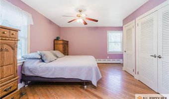 82 Milltown Rd, East Brunswick, NJ 08816