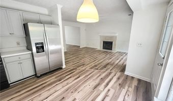 2945 Georgian Manor Dr, Alpharetta, GA 30022