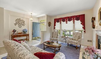 15 Breeze Ter, Barnegat, NJ 08005