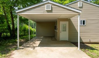 215 Sunset Dr, Athens, TN 37303