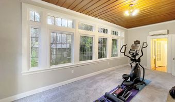 107 GREENVILLE St, Abbeville, SC 29620