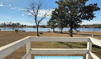 537 Mcpherson Dr, Alford, FL 32420