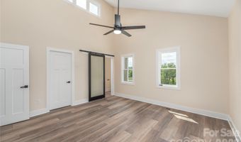 31 Elkwood Ave, Asheville, NC 28804
