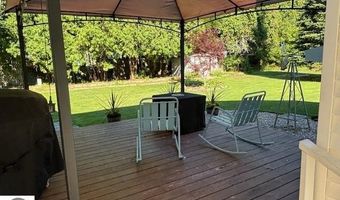 214 5th Ave, Tawas City, MI 48763