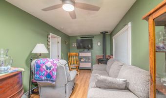 240 Middle Rd, Augusta, ME 04330