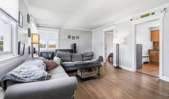 304 Deal Lake Dr 32, Asbury Park, NJ 07712