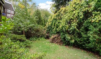 685 Myrtle Ave, Albany, NY 12208