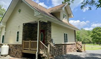 211 Keats Ln, Albrightsville, PA 18210