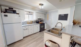 2510 3rd Ave, Altoona, PA 16602