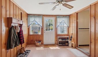15 Valley View Dr, Cumberland, RI 02864