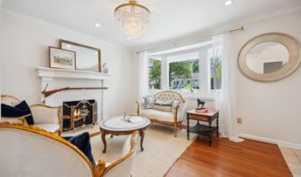 9813 MONTAUK Ave, Bethesda, MD 20817