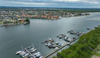 6107 MARBELLA Blvd, Apollo Beach, FL 33572