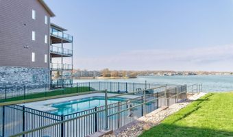 570 Linden Dr 316, Arnolds Park, IA 51331