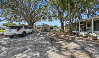 58 Leisure Dr, Auburndale, FL 33823