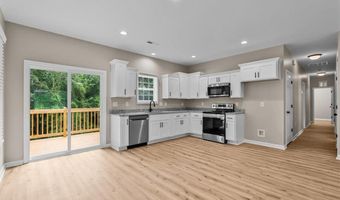 655 Woodland Cir, Asheboro, NC 27203