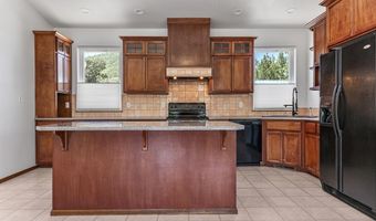 605 Orchard St, Ashland, OR 97520