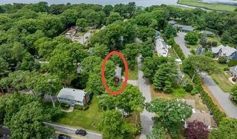 6 Acre Ave, Barrington, RI 02806