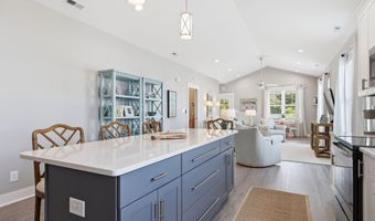 220 Pelican Dr, Atlantic Beach, NC 28512