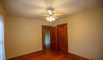 317 E Lucas St, Algona, IA 50511