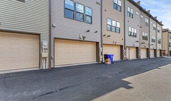 5701 11TH St N 2, Arlington, VA 22205
