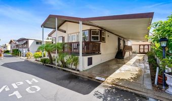 4660 N River Rd 17, Oceanside, CA 92057