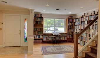 9 Southwind Dr 9, Burlington, VT 05401