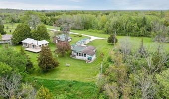 28 Hilltop Rd, Alburgh, VT 05440